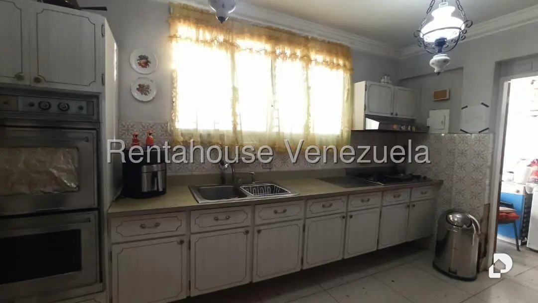 Casa en La Trinidad, Caracas – 10