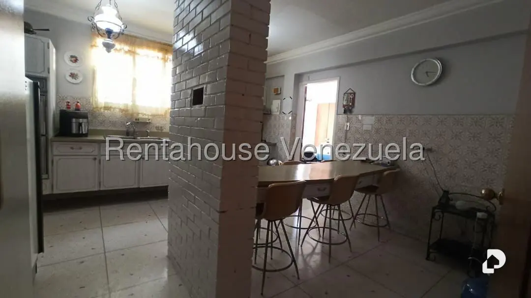 Casa en La Trinidad, Caracas – 12
