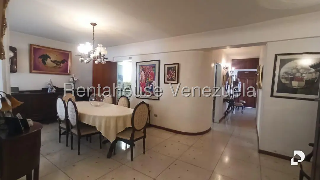 Casa en La Trinidad, Caracas – 8