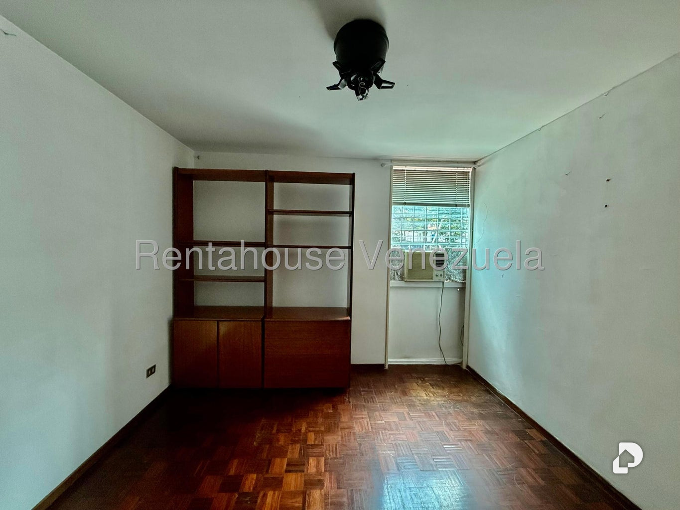 Apartamento en San Román, Caracas – 25