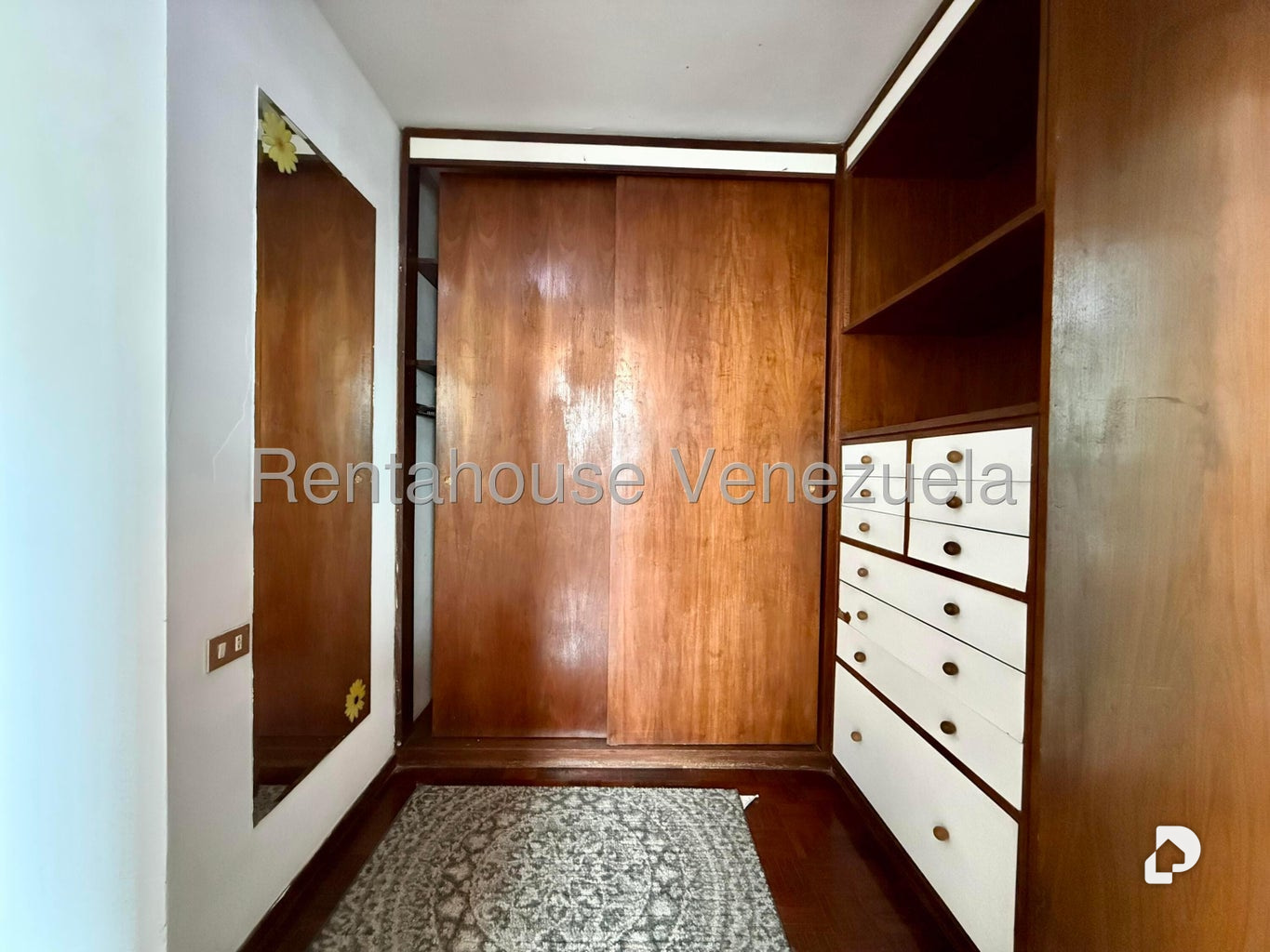 Apartamento en San Román, Caracas – 24