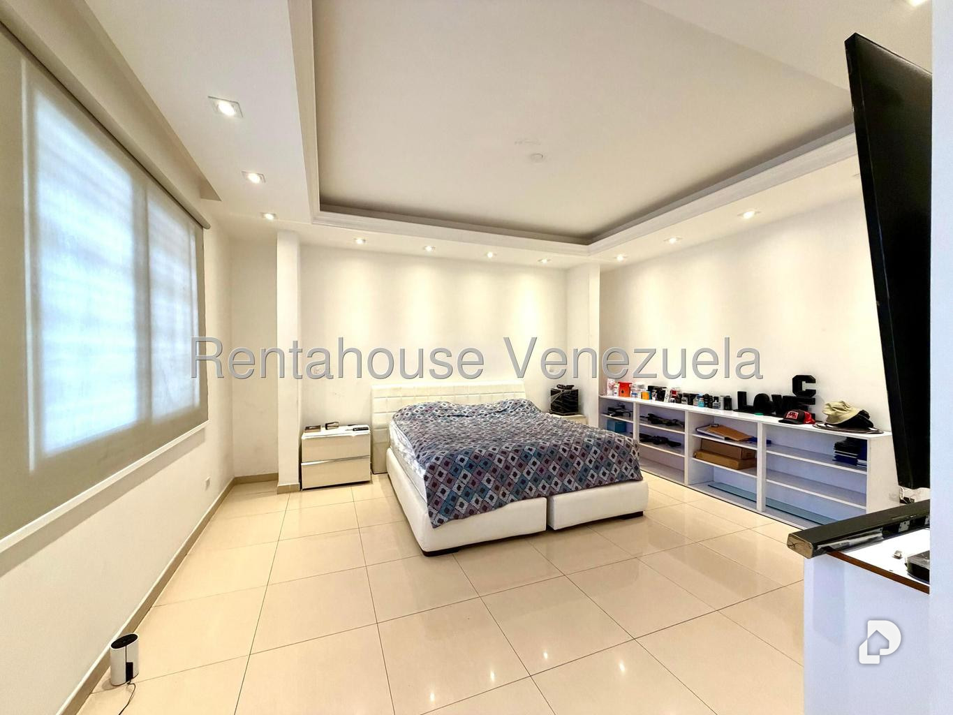 Casa en Miranda, Caracas – 24
