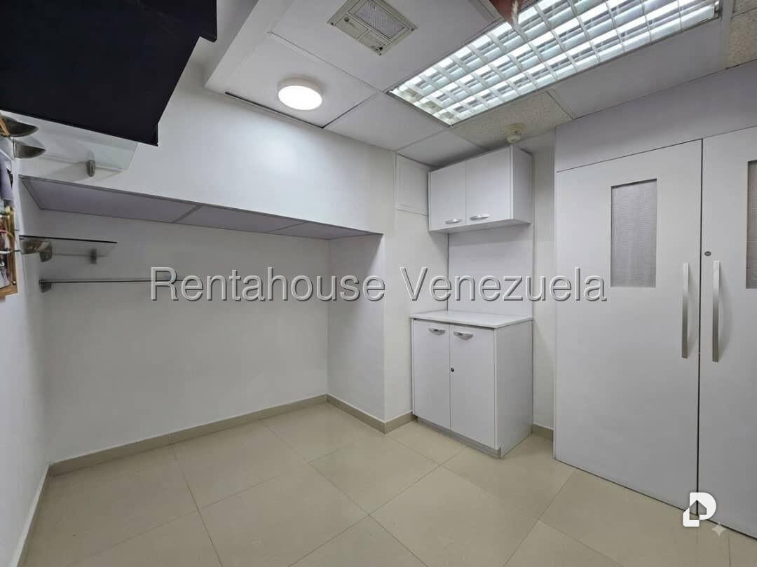 Local comercial en Las Mercedes, Caracas