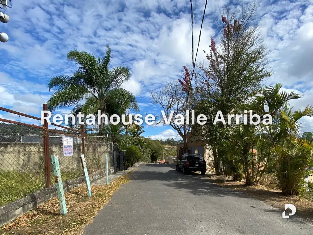 Terreno en Los Robles, Caracas – 5