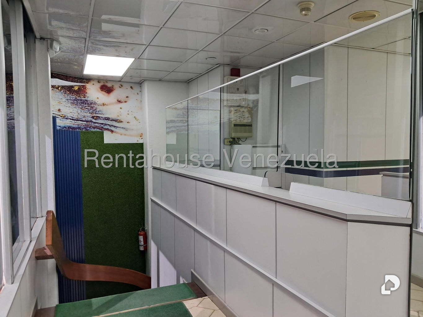 Local comercial en La Urbina, Caracas – 6