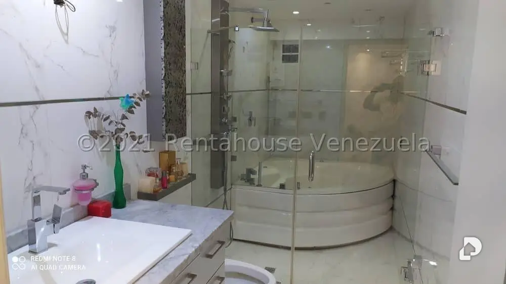 Apartamento en Los Samanes, Caracas – 28
