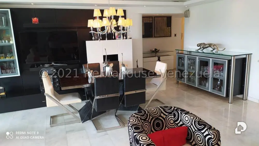 Apartamento en Los Samanes, Caracas – 16