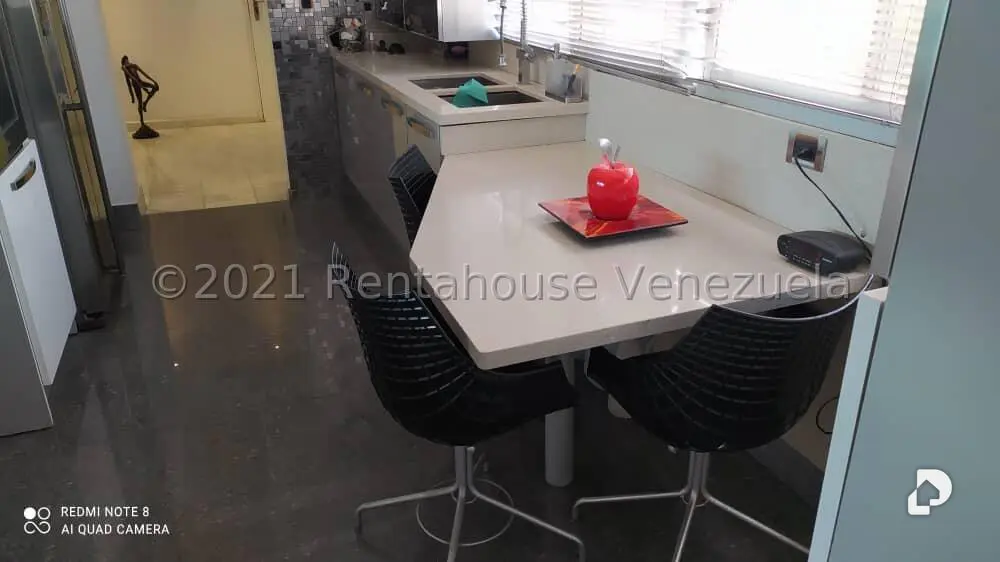 Apartamento en Los Samanes, Caracas – 23