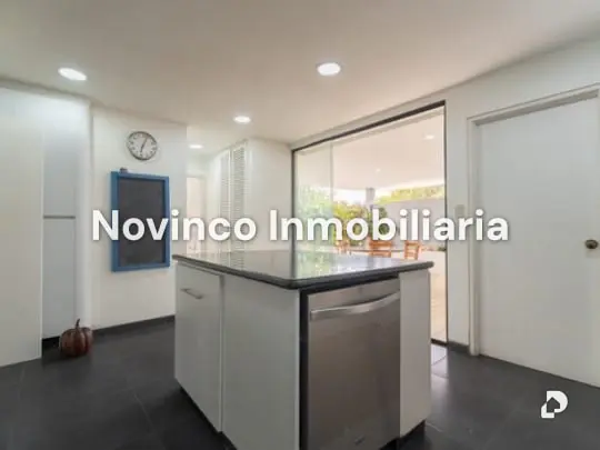 Apartment in Country Club, Caracas – 6