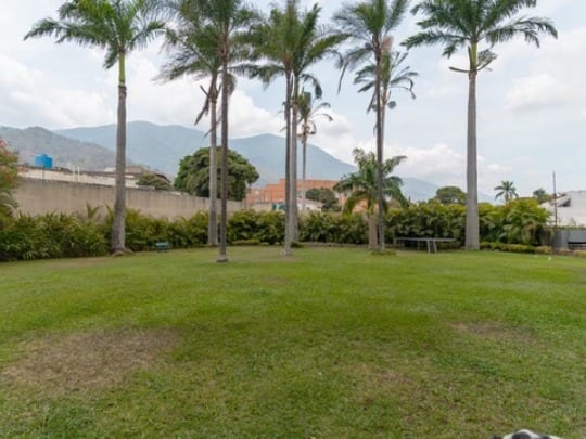 Apartamento en Country Club, Caracas - 1