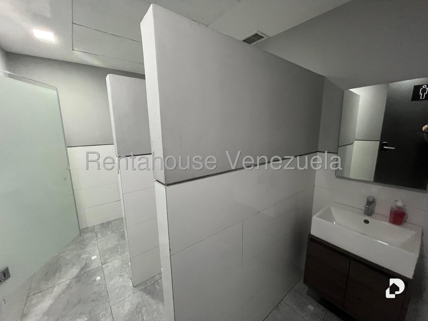 Oficina en Cerro Verde, Caracas – 15