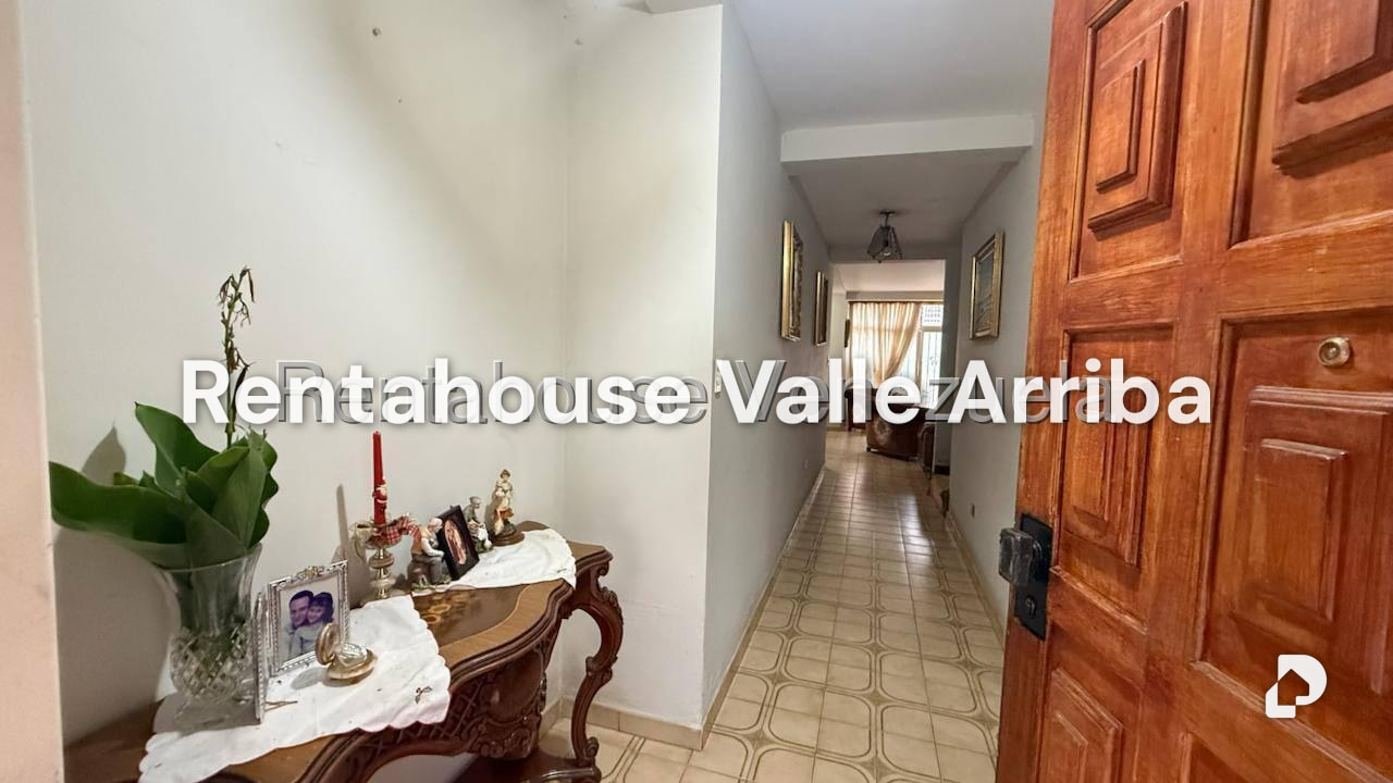 Casa en Alto Prado, Caracas – 3