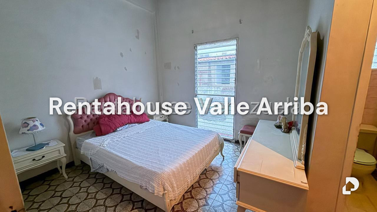 Casa en Alto Prado, Caracas – 28