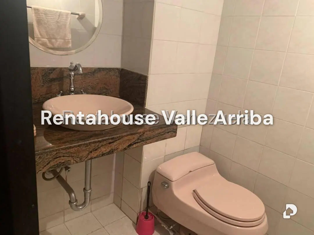 Casa en Valle Arriba, Guatire – 11
