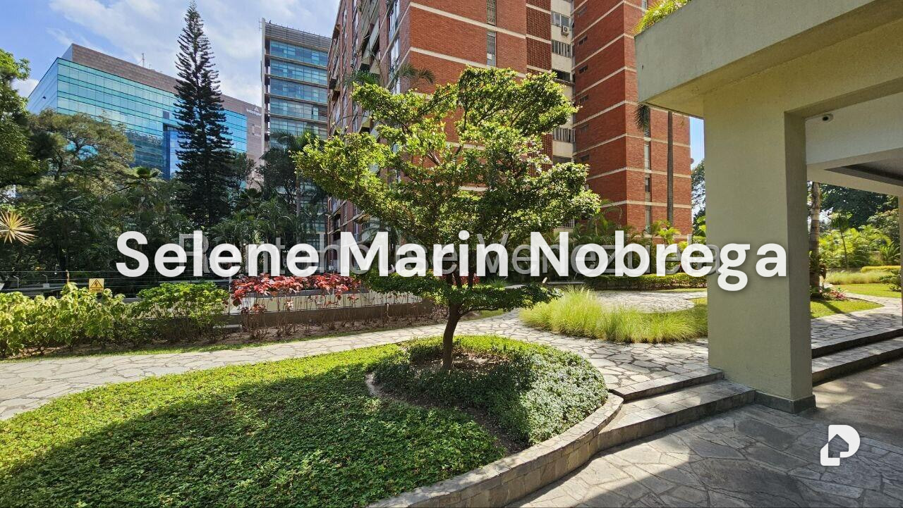 Apartamento en Campo Alegre, Caracas – 17