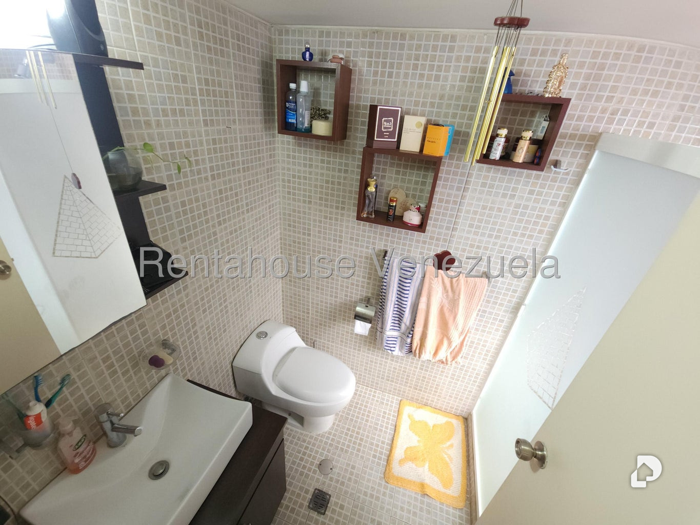 Apartamento en Los Dos Caminos, Caracas – 21