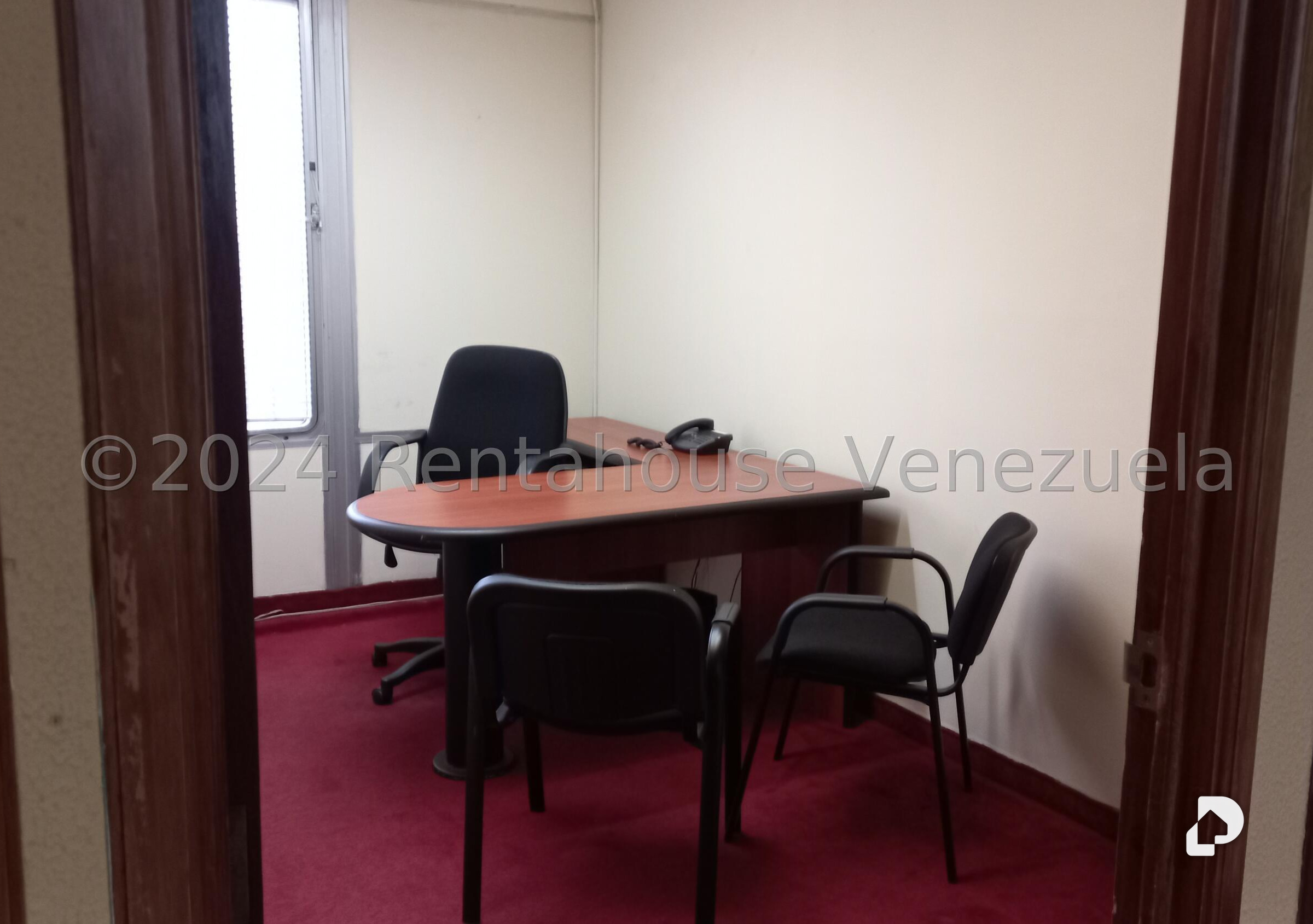 Oficina en Las Mercedes, Caracas – 4