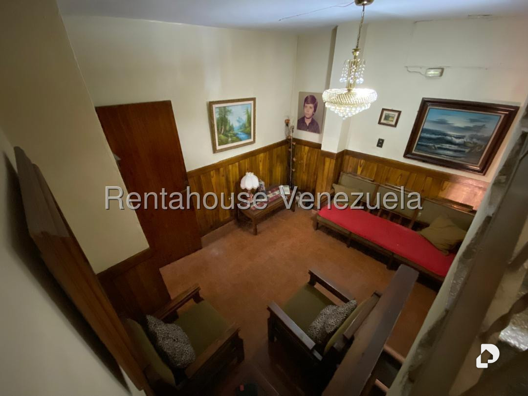 Casa en Catia, Caracas – 11