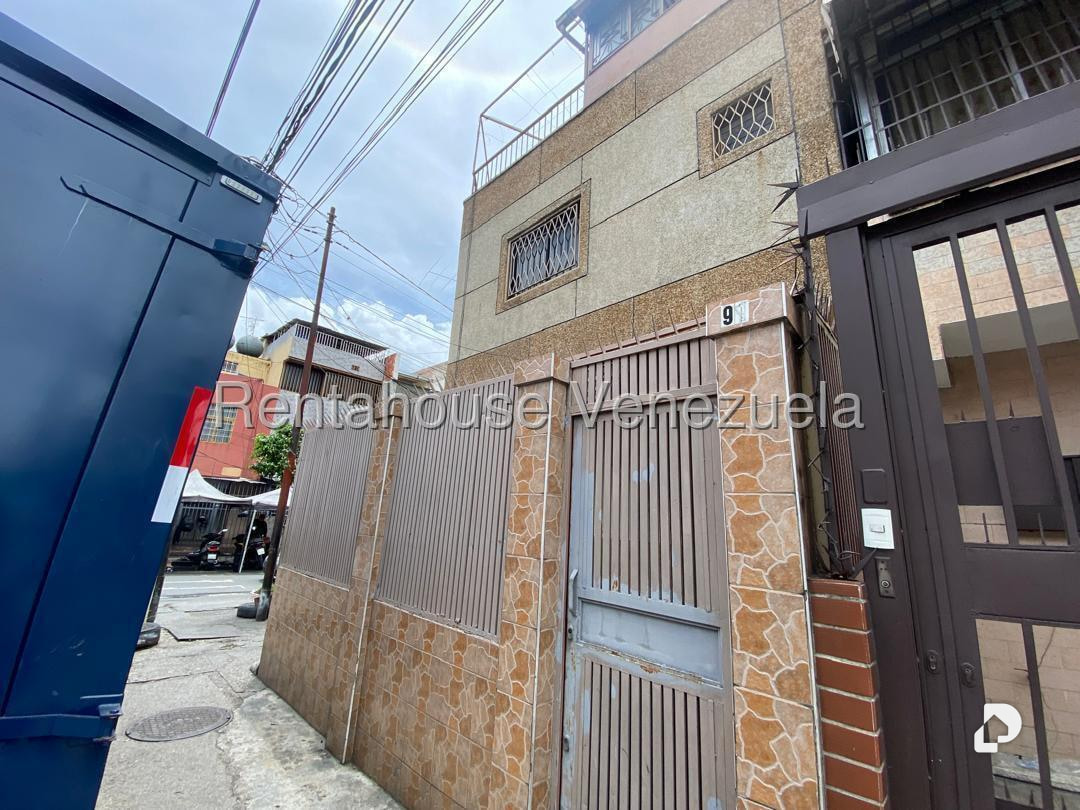 Casa en Catia, Caracas – 19