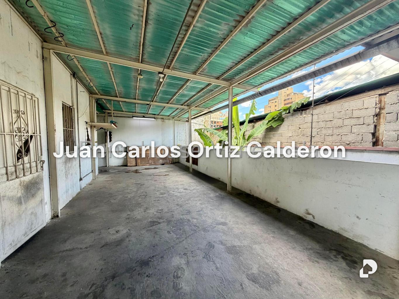 Casa en Bello Monte, Caracas – 21
