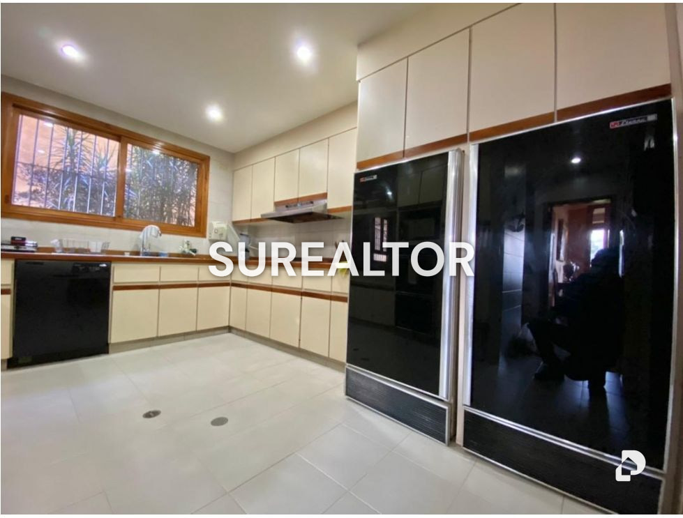 Casa en Alto Hatillo, Caracas – 13