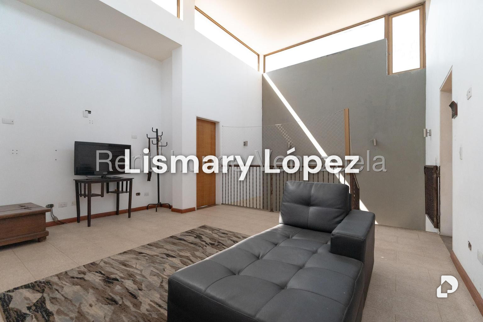 Casa en Miranda, Caracas – 27
