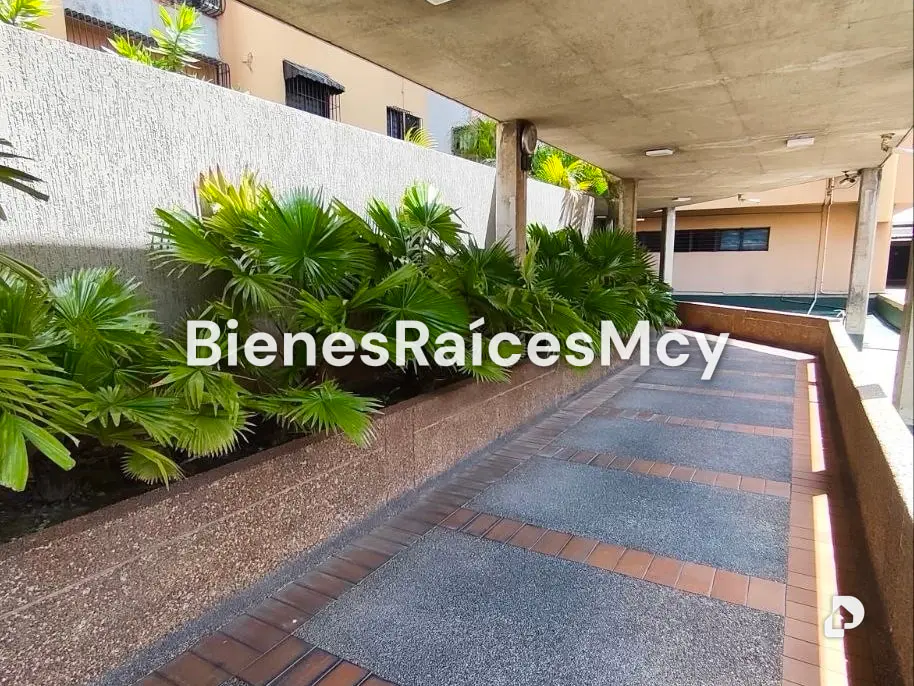 Apartamento en Urbanización Calicanto, Maracay – 2