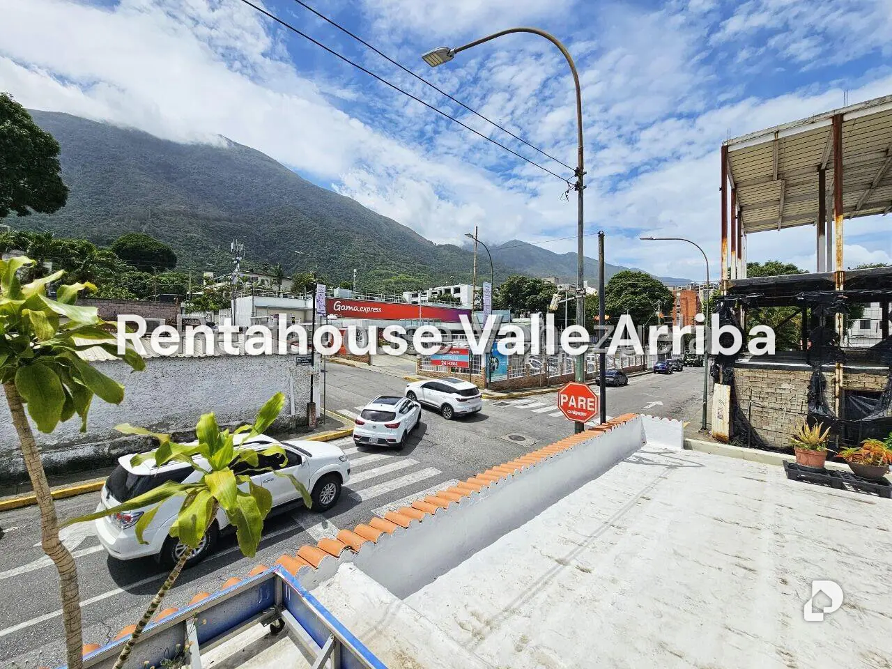 Local comercial en Los Palos Grandes, Caracas – 16