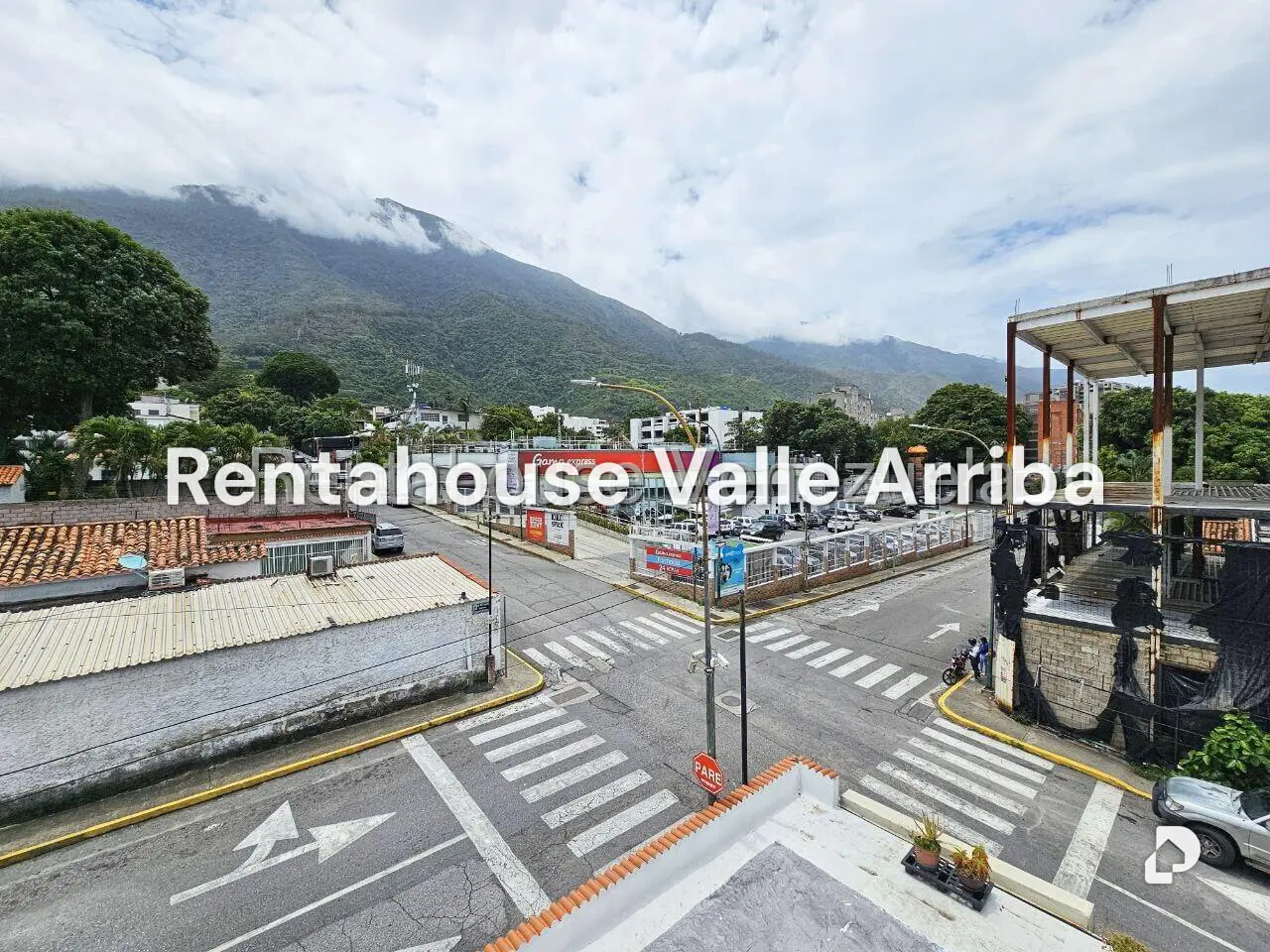 Local comercial en Los Palos Grandes, Caracas – 4