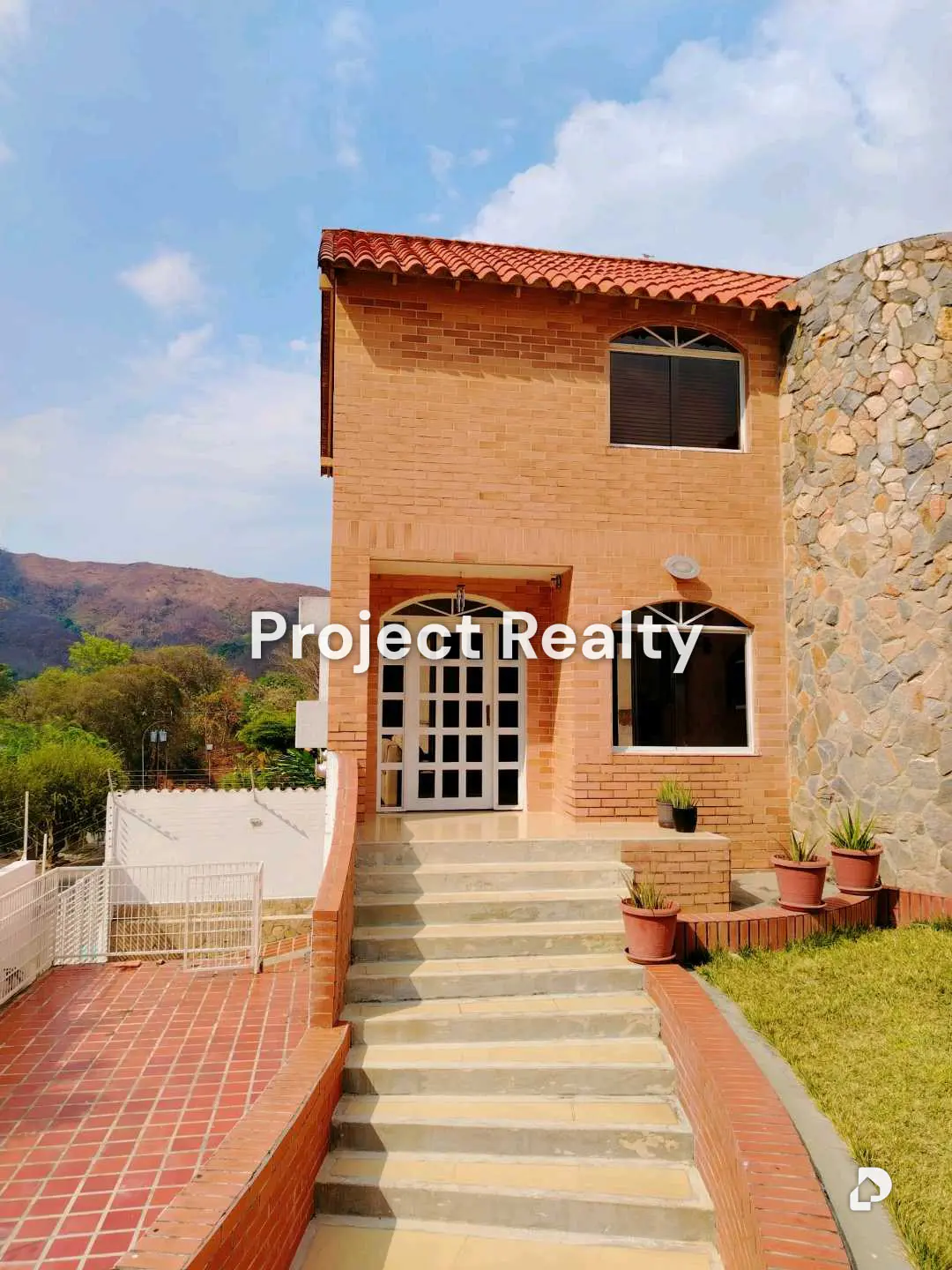 Casa en Altos de Guataparo, Valencia – 11