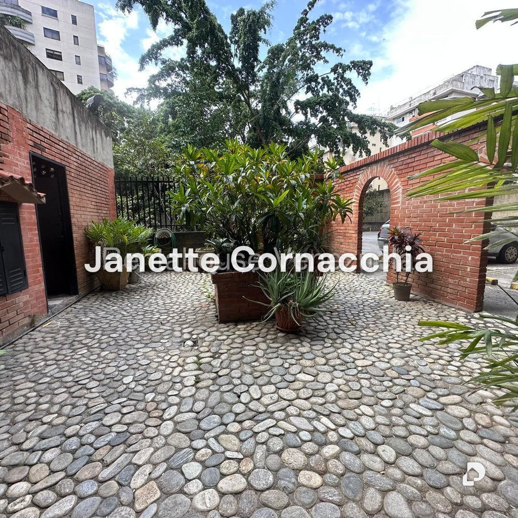 Apartamento en La Florida, Caracas – 5
