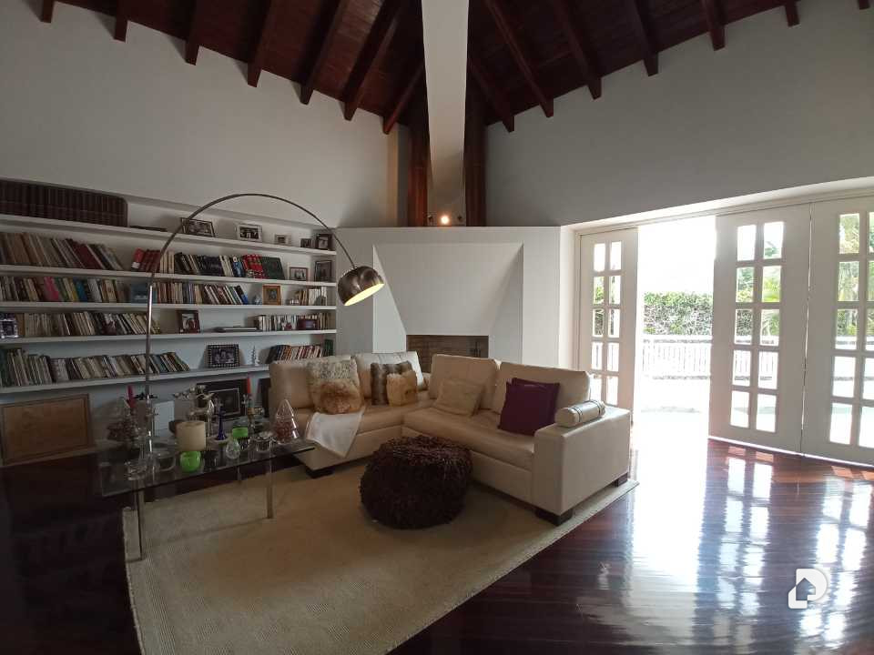 Casa en La Lagunita, Caracas – 31