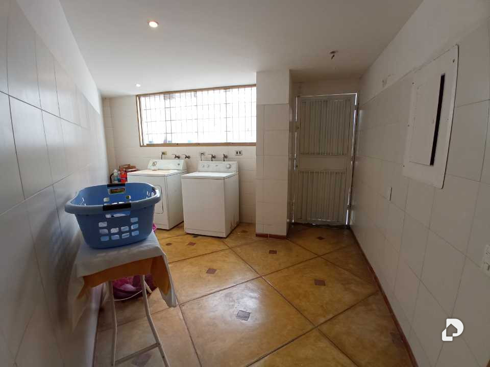 Casa en La Lagunita, Caracas – 50