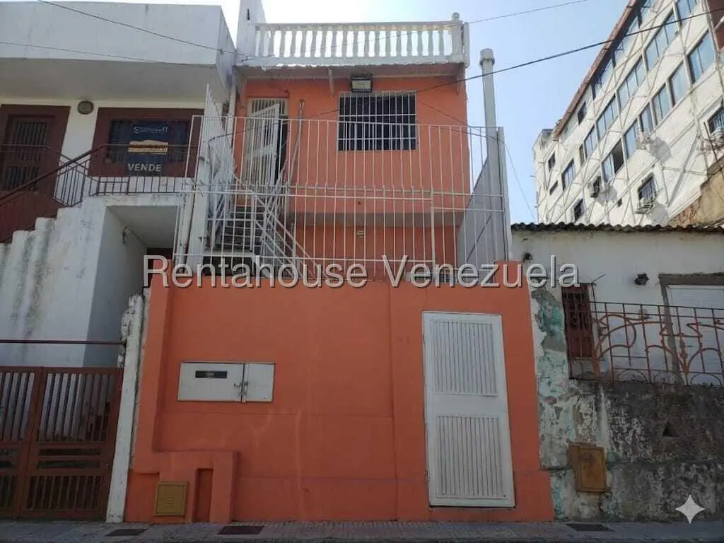 House in Catia, Caracas - 1