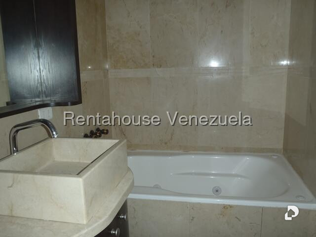 Apartamento en Lomas de Prados del Este, Caracas – 20