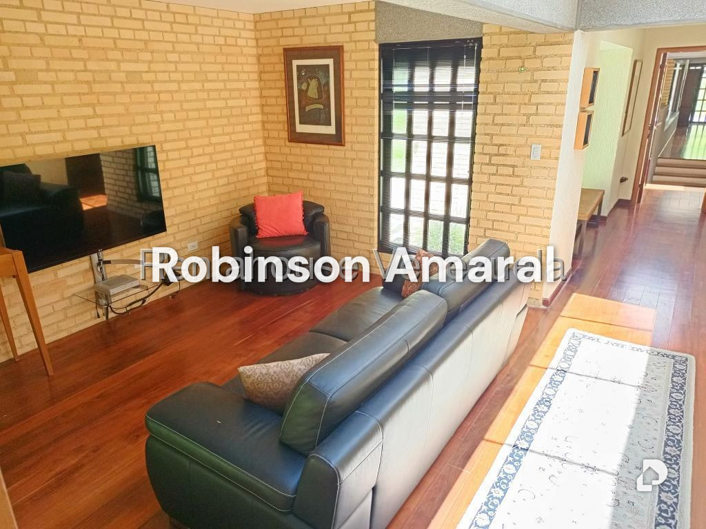 Casa en Oripoto, Caracas – 18