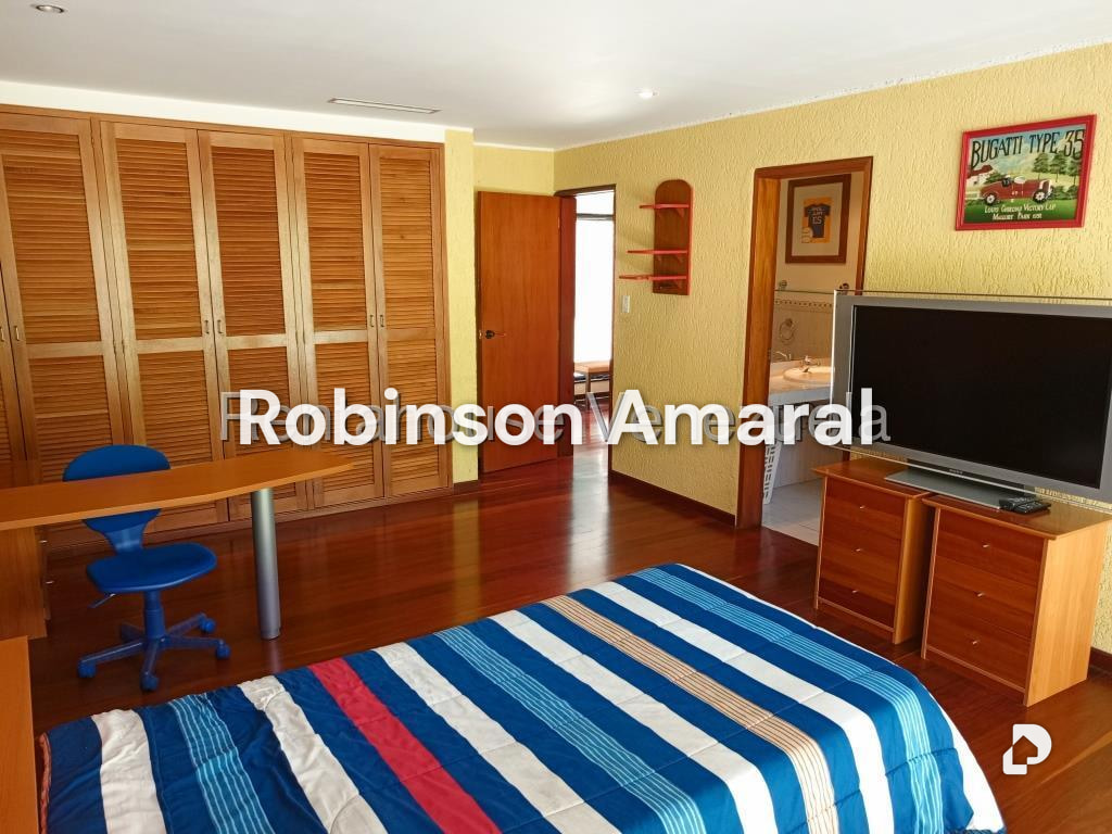 Casa en Oripoto, Caracas – 25