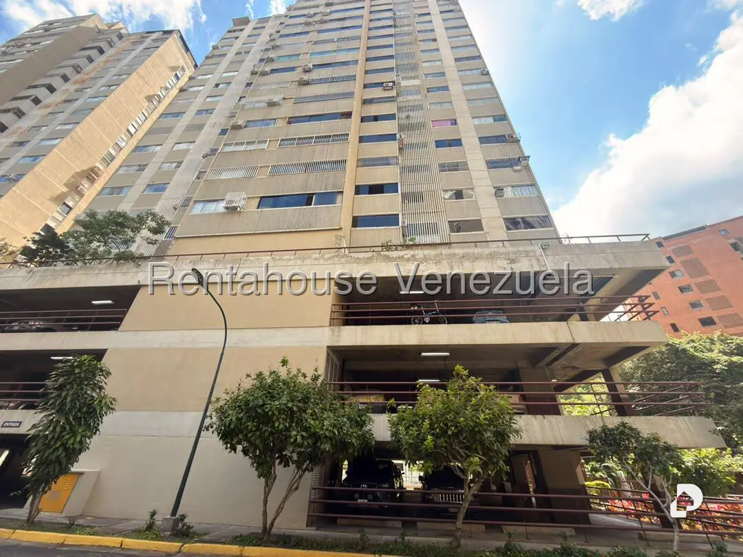 Apartamento en Santa Fe Norte, Caracas – 1