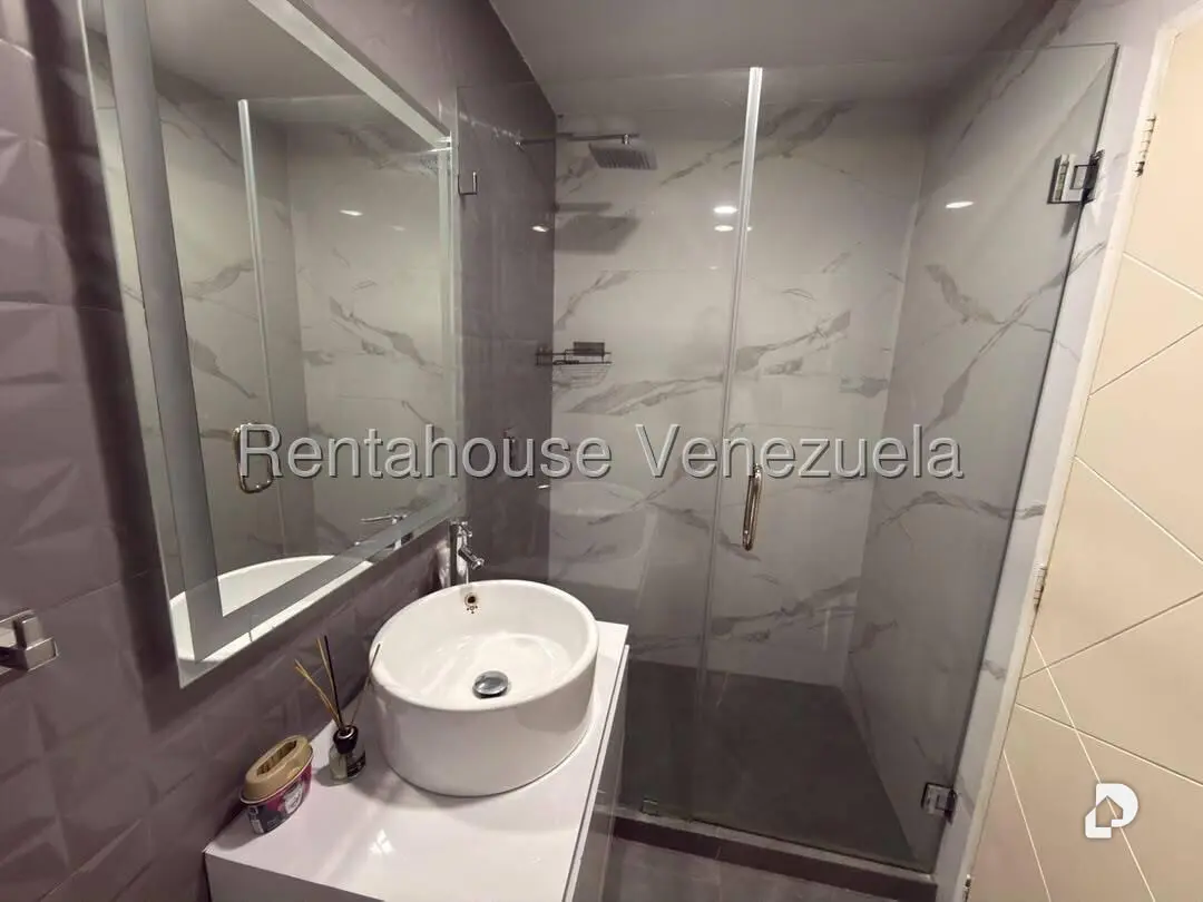 Apartamento en Santa Fe Norte, Caracas – 20