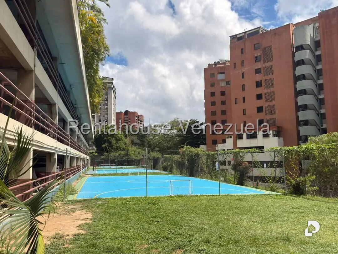 Apartamento en Santa Fe Norte, Caracas – 24