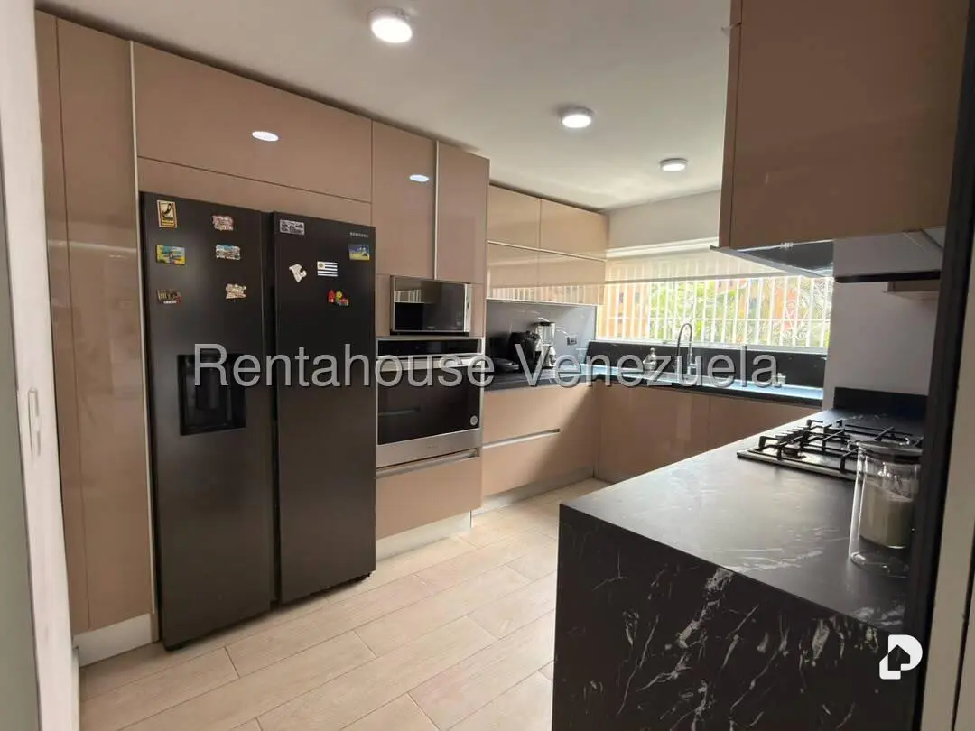 Apartamento en Santa Fe Norte, Caracas – 11