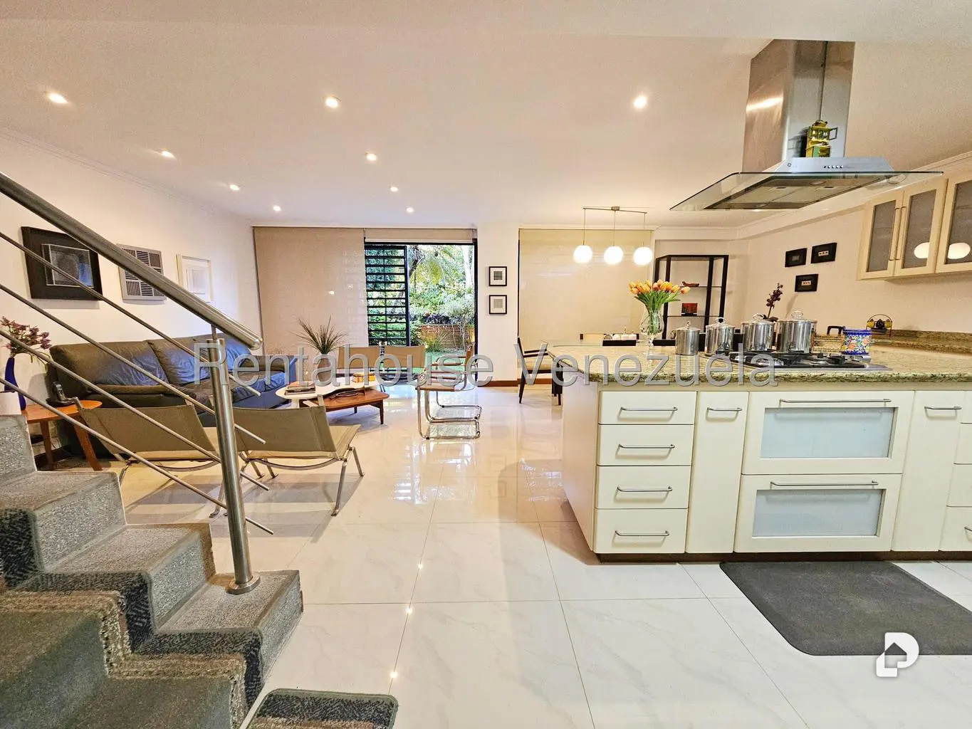 Apartamento en La Boyera, Caracas – 2