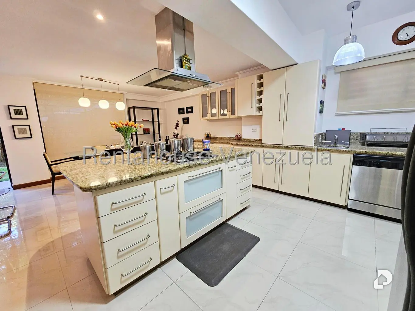 Apartamento en La Boyera, Caracas – 18