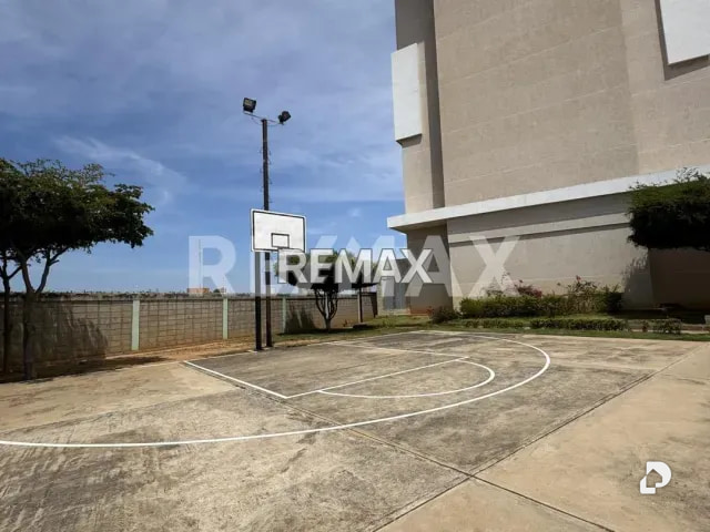 Apartamento en Santa María, Maracaibo – 13