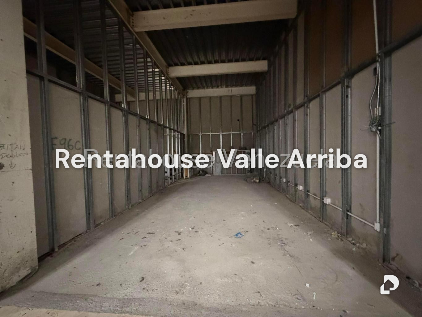 Local comercial en Cerro Verde, Caracas – 5