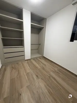 Apartamento en Las Mercedes, Caracas – 12