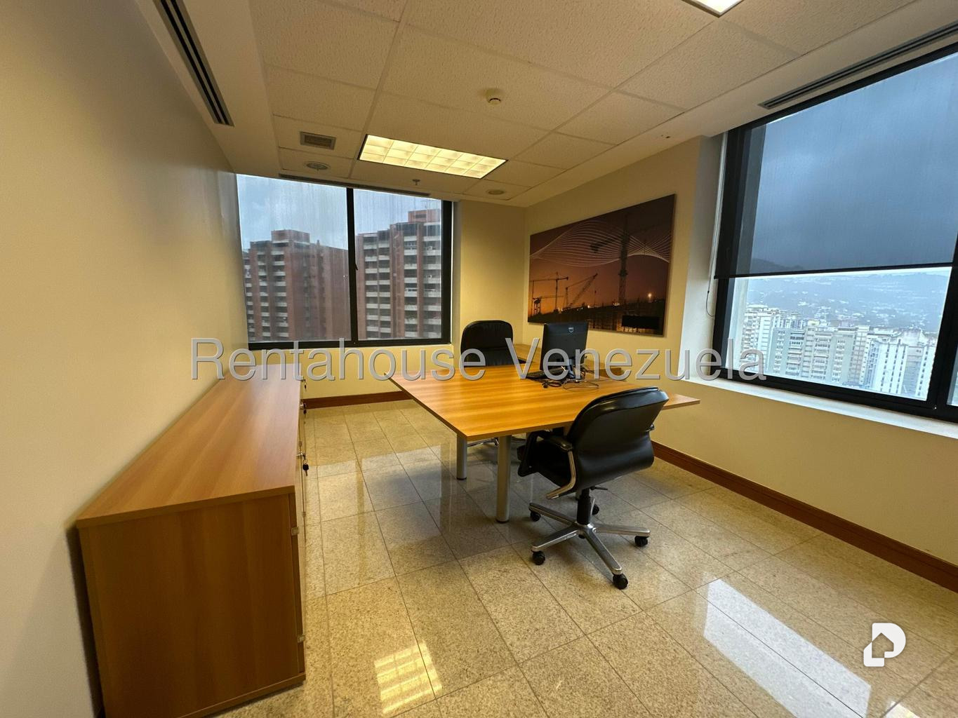 Oficina en Prados del Este, Caracas – 23