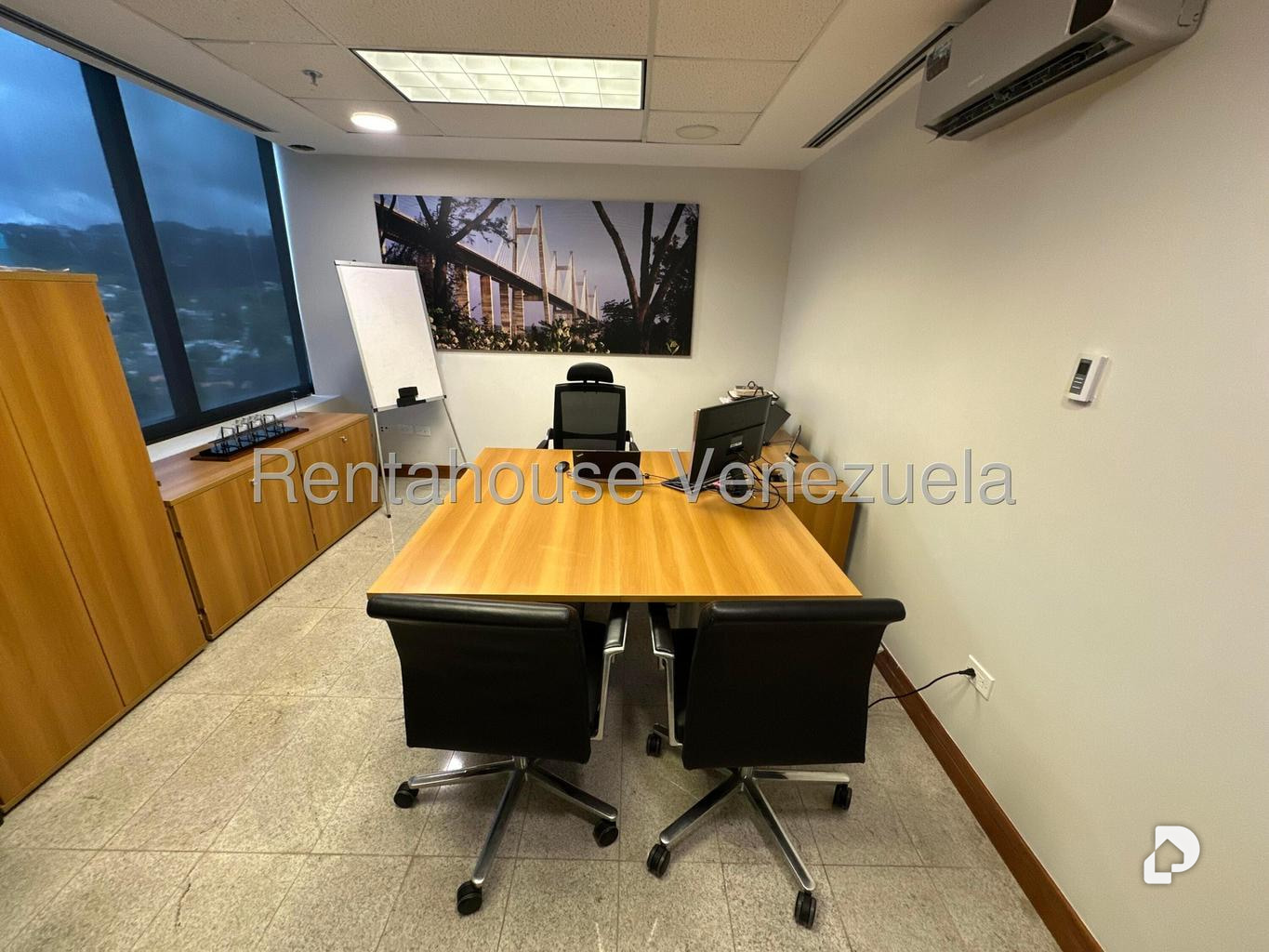 Oficina en Prados del Este, Caracas – 27