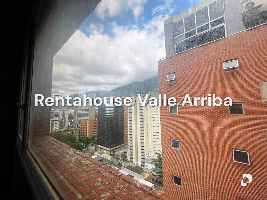 Oficina en Los Dos Caminos, Caracas – 16