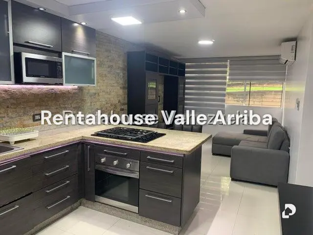 Apartamento en Los Naranjos Humboldt, Caracas – 3